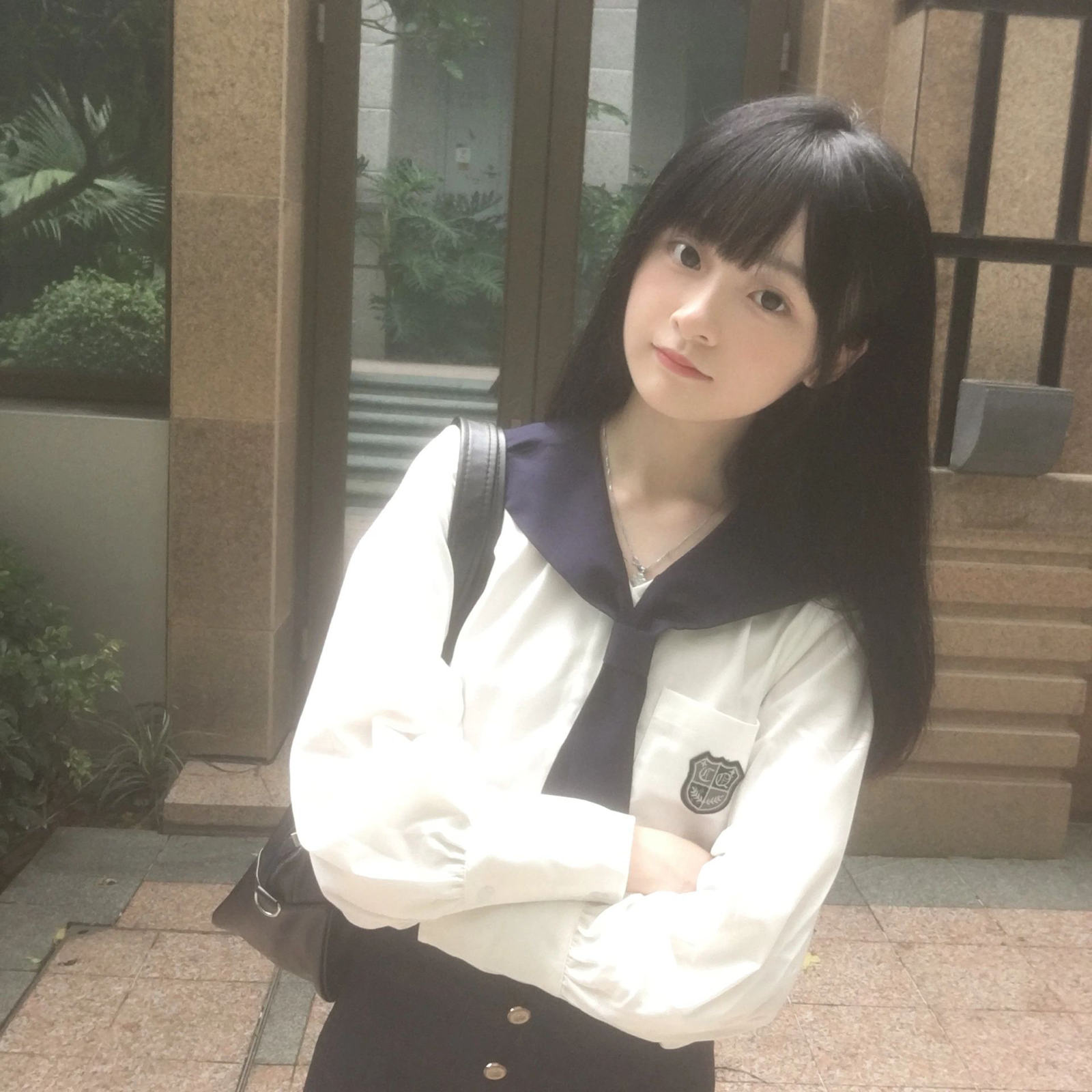 真人美女自拍4K_真人美女自拍真人女生头像jk可爱女友头像美女