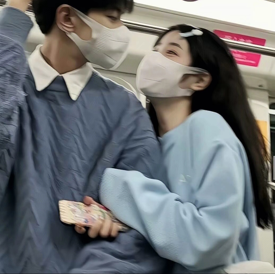真人美女照片Ins_真人美女照片真人闺头