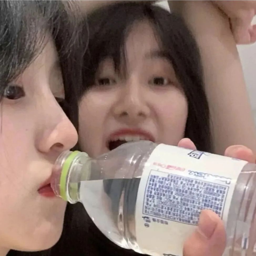 真人美女照片夏天_真人美女照片喜欢真人美女帅哥头像快来拿呀