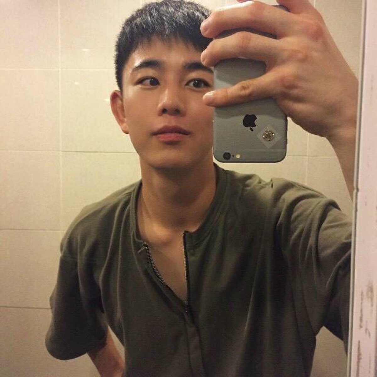 帅哥头像帅哥_帅哥图片头像照片